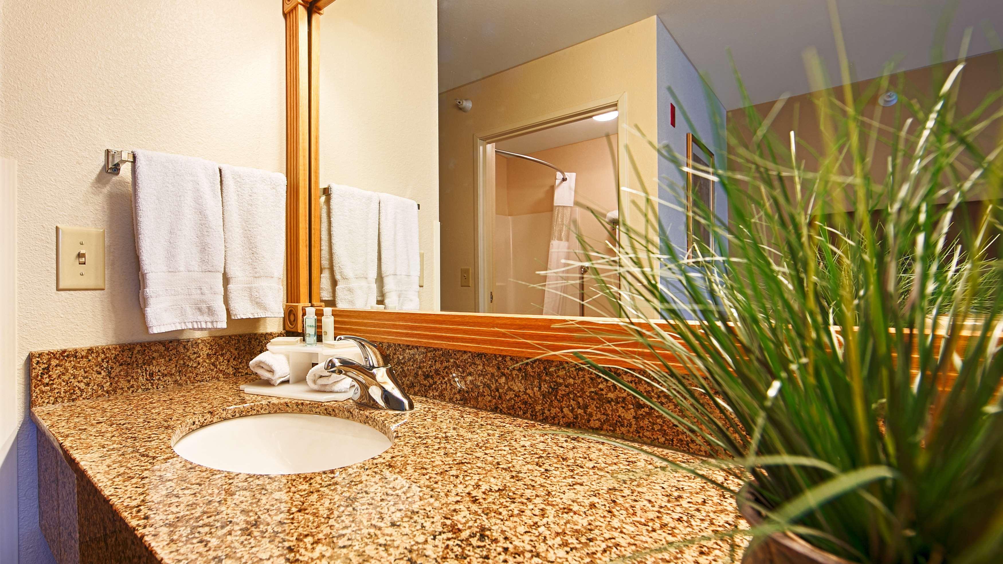 Best Western Wapakoneta Inn Zewnętrze zdjęcie