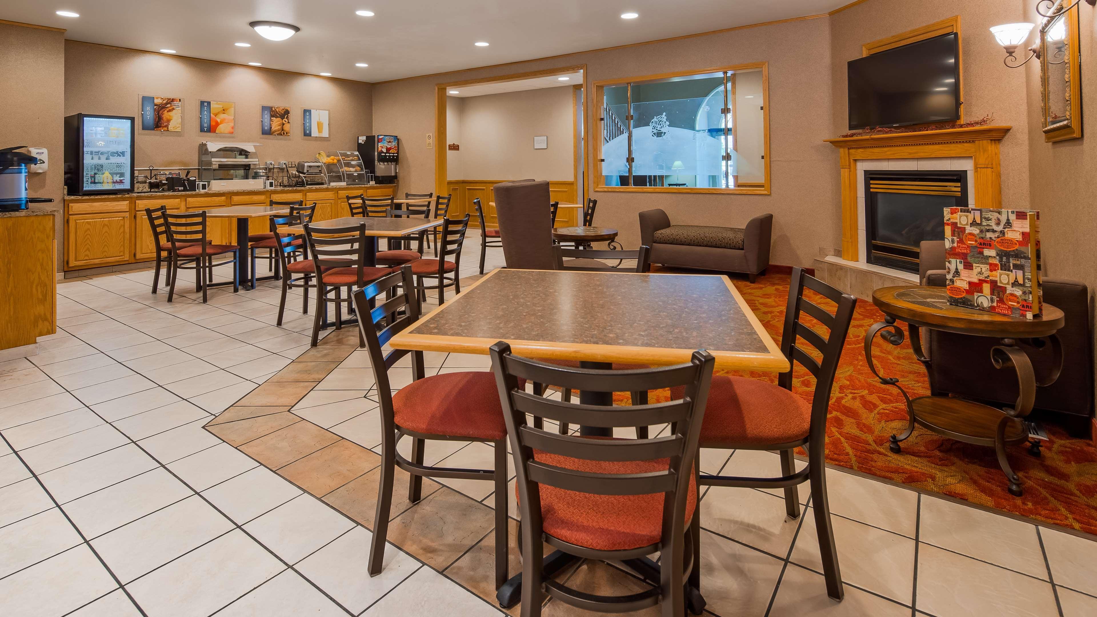 Best Western Wapakoneta Inn Zewnętrze zdjęcie