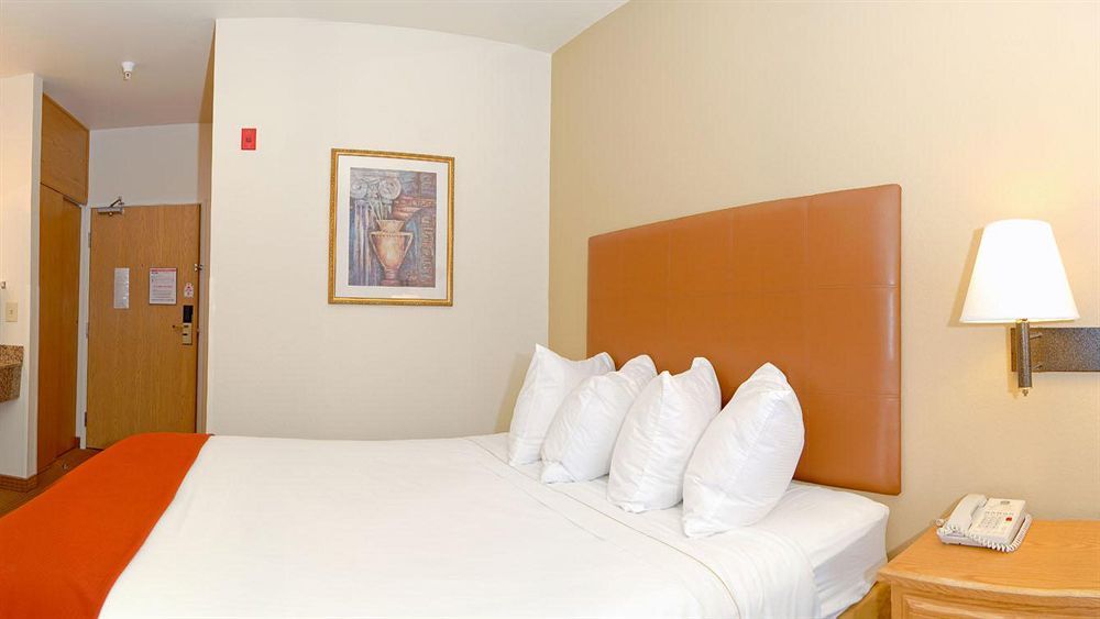 Best Western Wapakoneta Inn Zewnętrze zdjęcie